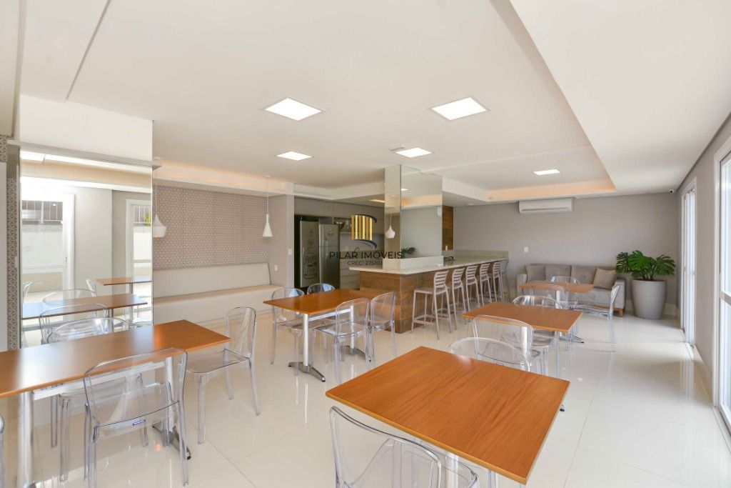 Apartamento 82m² - três dormitórios, suíte, duas vagas de garagem