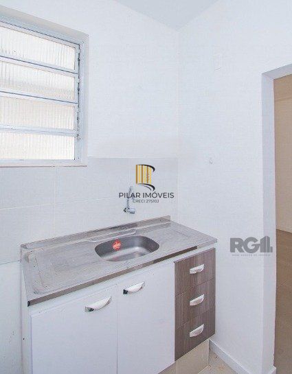 APARTAMENTO  JK -  1 dormitório - 22,00 m² - MENINO DEUS