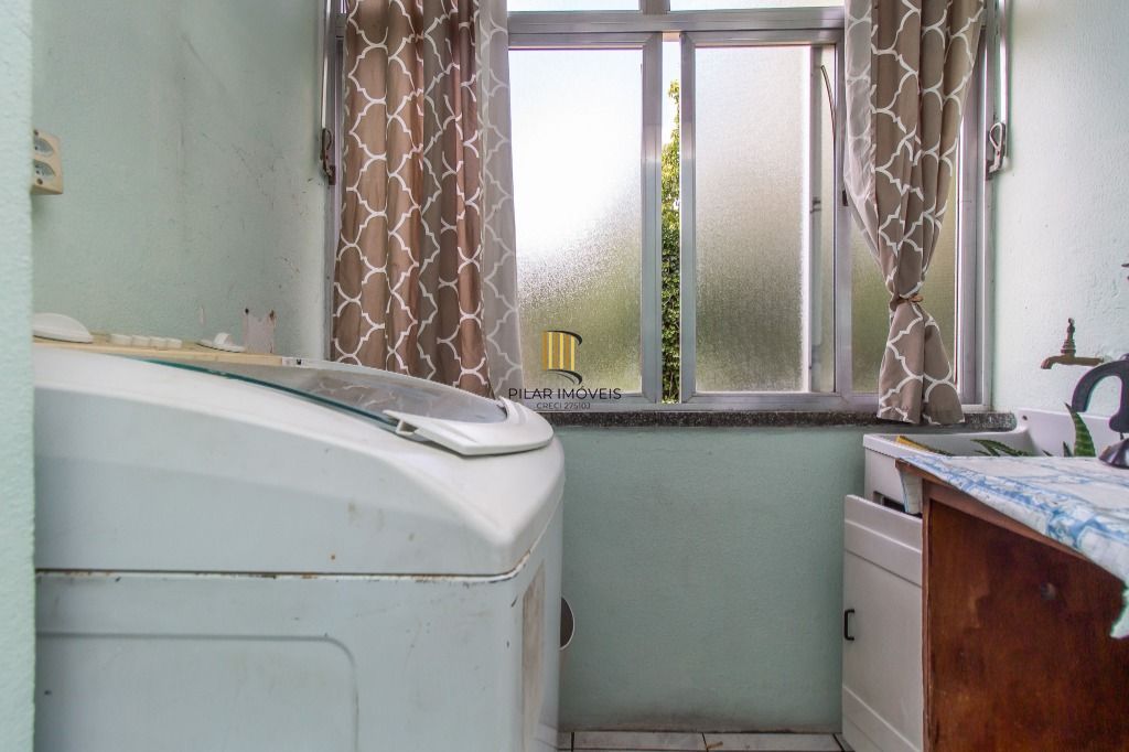 Apartamento dois dormitórios - Estacionamento rotativo Bairro Cavalhada