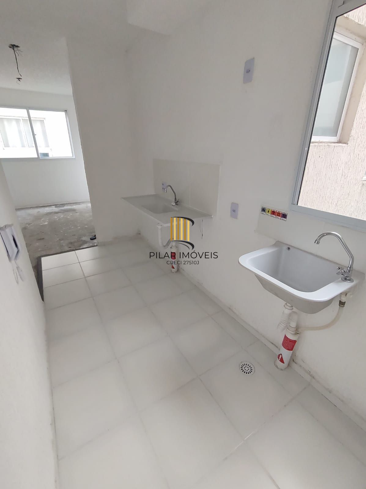 Apartamento Novo de 2 Dormitórios c/ Vaga no Sarandi