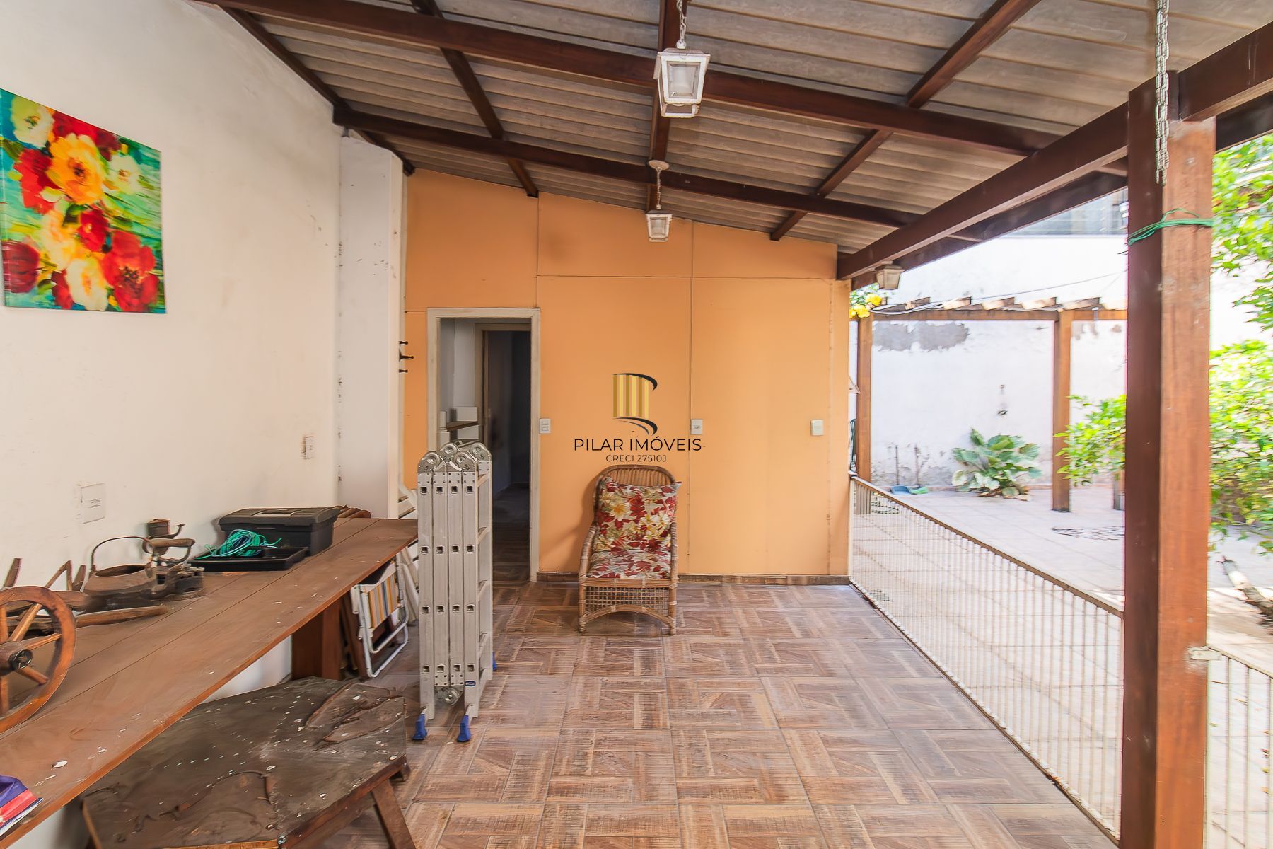 Casa 4 dormitórios - 1 vaga -  330m² Menino Deus