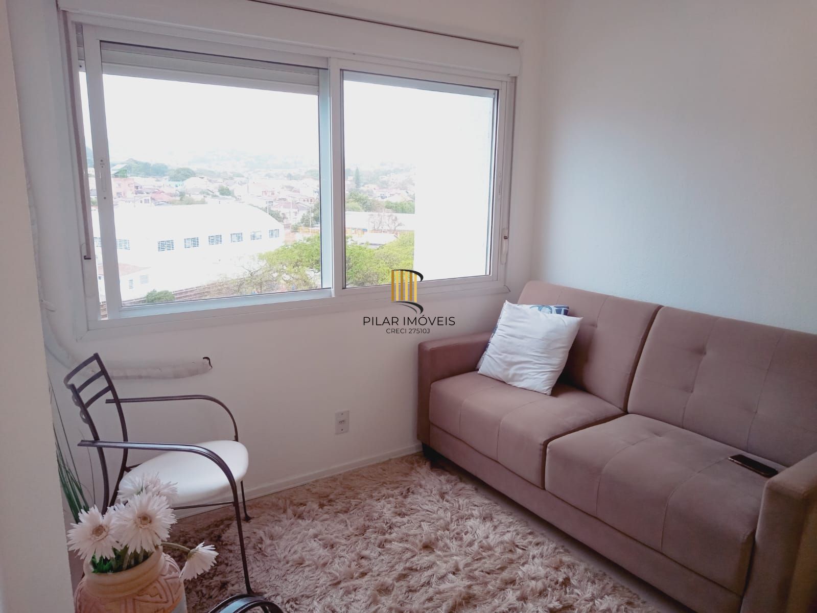 Apartamento diferenciado, dois dormitórios - Estacionamento