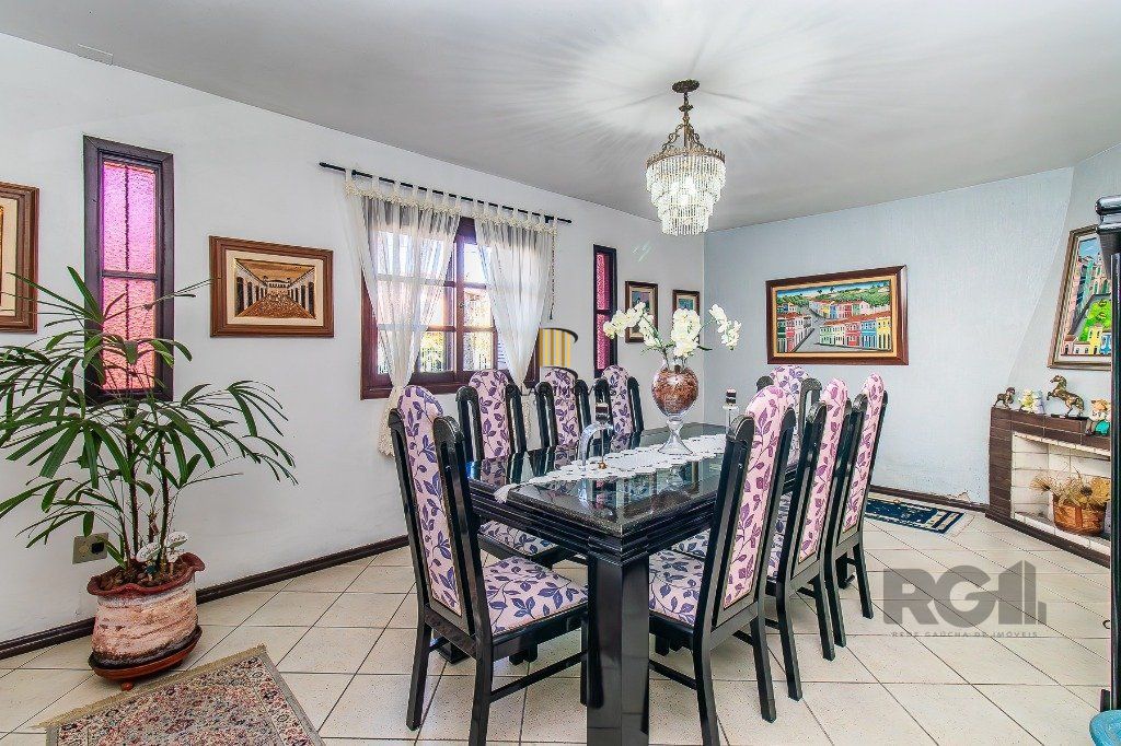 Venha morar num lugar tranquilo da zona sul, casa de 334m²
