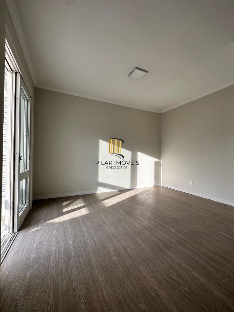 CASA EM CONDOMINIO - 3 dorms. - 2 vagas - 161,06 m² -  SARANDI