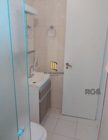 APARTAMENTO COBERTURA - 3 dorms. - 1 vaga - 99,00 m² - MENINO DEUS