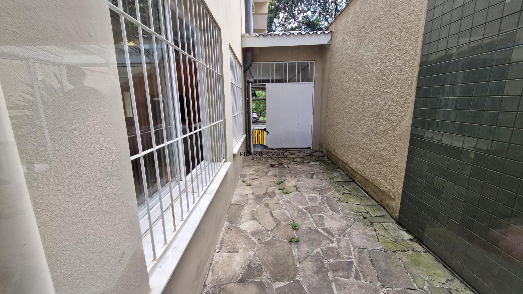 Casa 3 dormitórios próximo ao Iguatemi