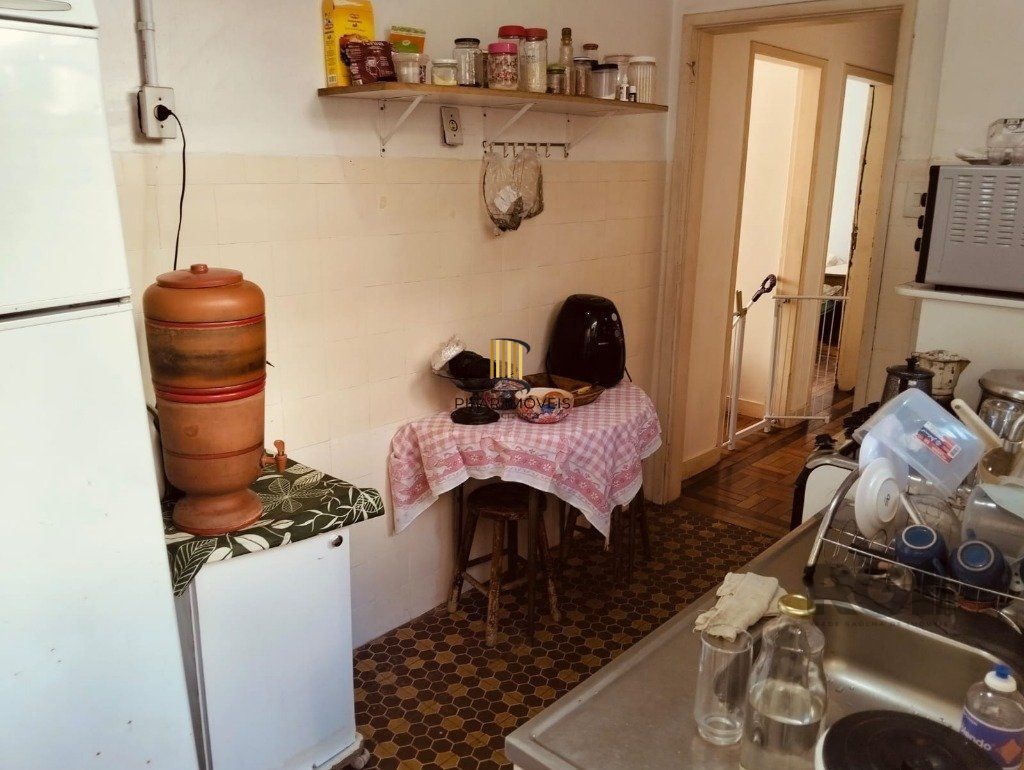 Apartamento 2 dormitórios no bairro Cidade Baixa