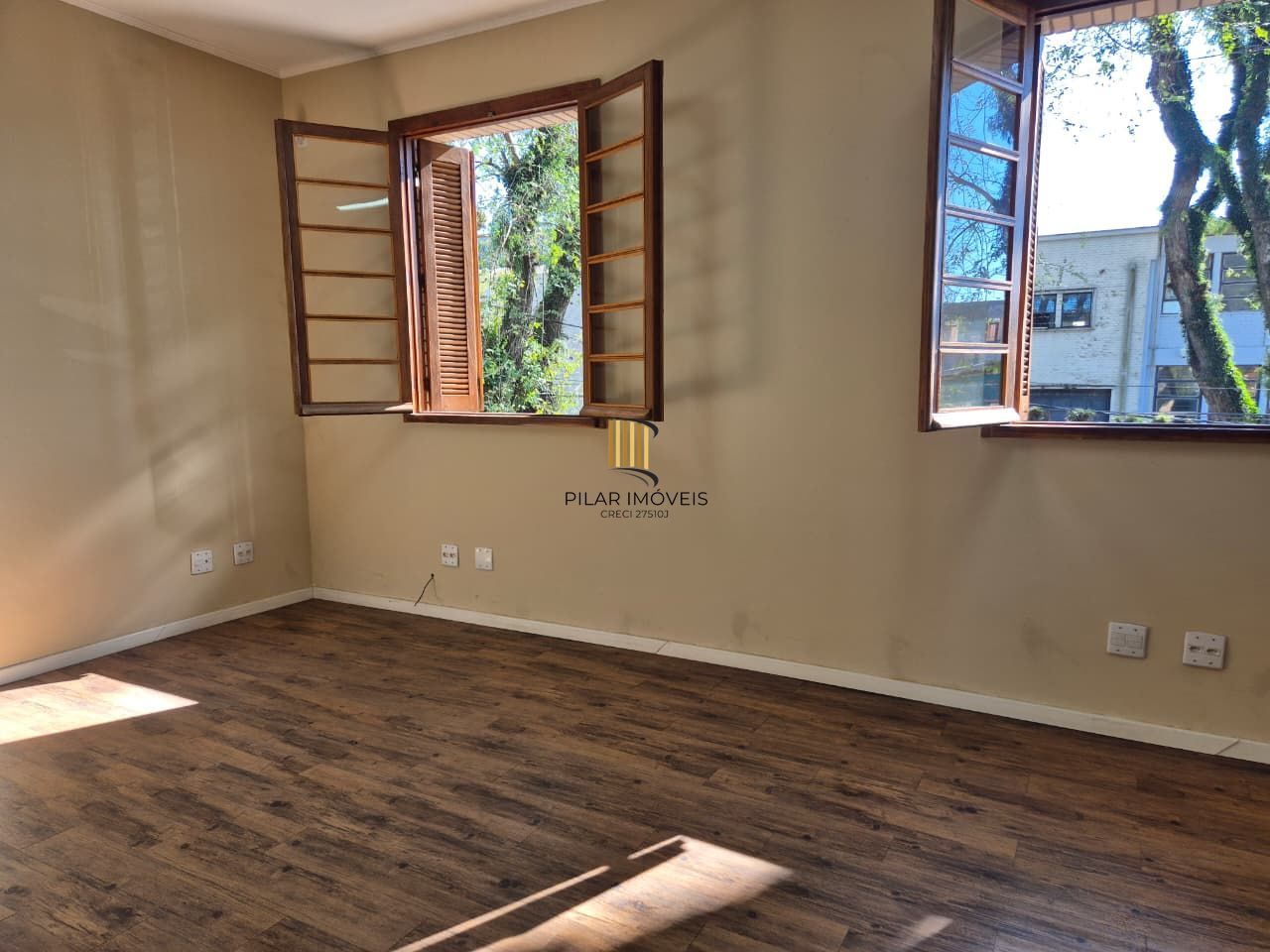 Casa comercial e ou residencial