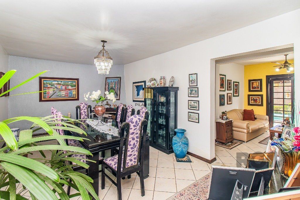 Venha morar num lugar tranquilo da zona sul, casa de 334m²