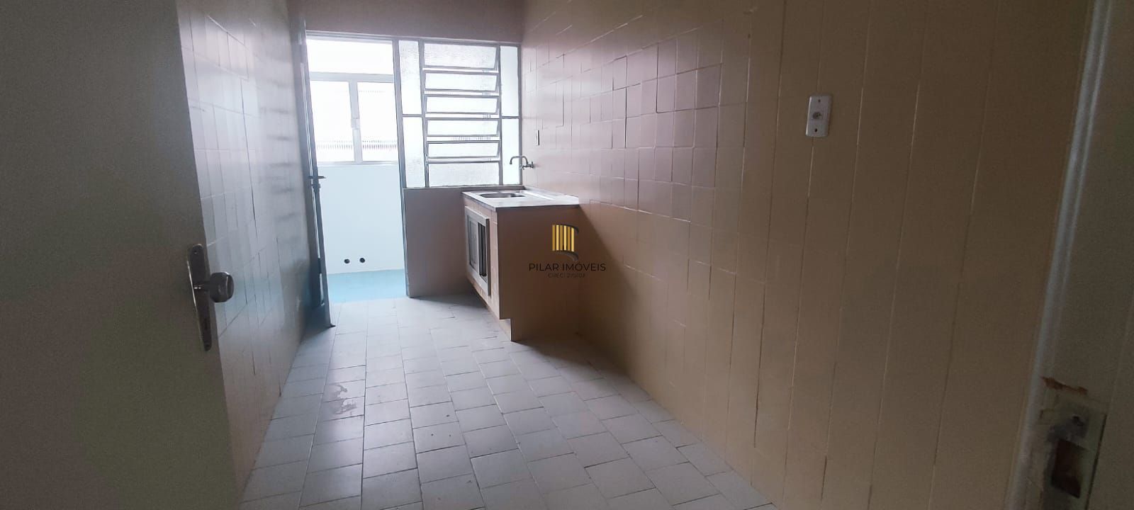 Apartamento 2 dormitórios no Cristal