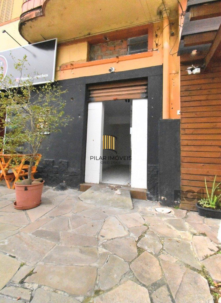LOJA -  86 m² - MENINO DEUS