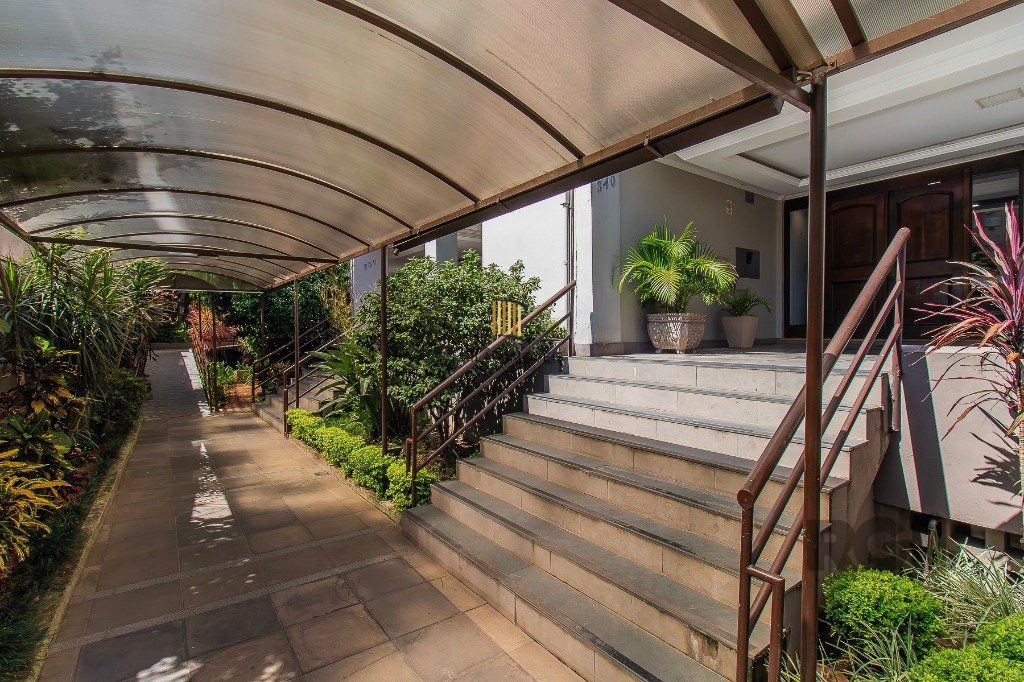 APARTAMENTO 2 DOMITÓRIOS NO BOM FIM, GARAGEM ELEVADOR PROXIMO A UFRGS PORTO ALEGRE