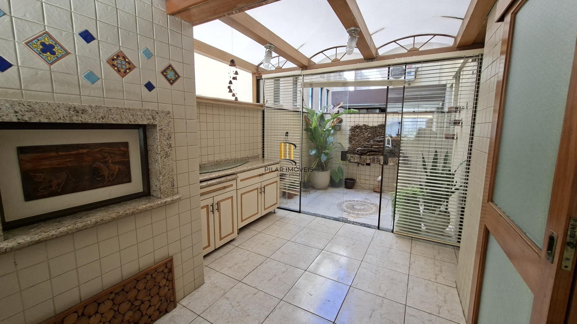 Apartamento 108,72 m² privativos,2 dormitórios, 1 suite, sacada,  garden e churrasqueira, 1 vaga coberta.