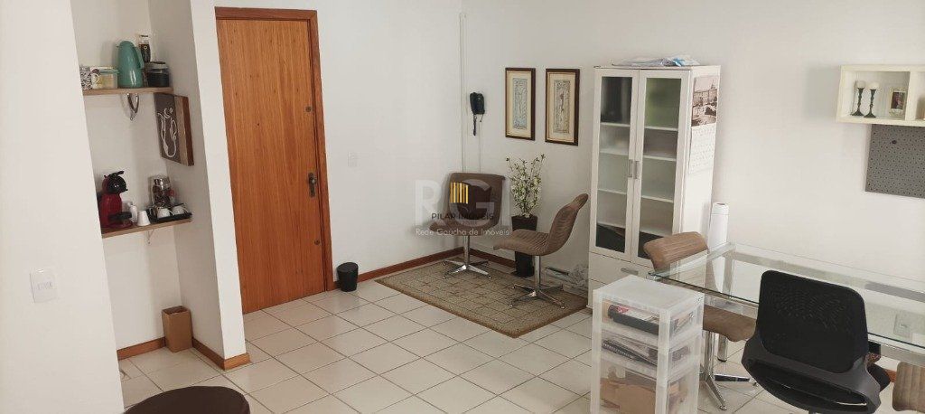 sala - 30,23 m² - Menino Deus