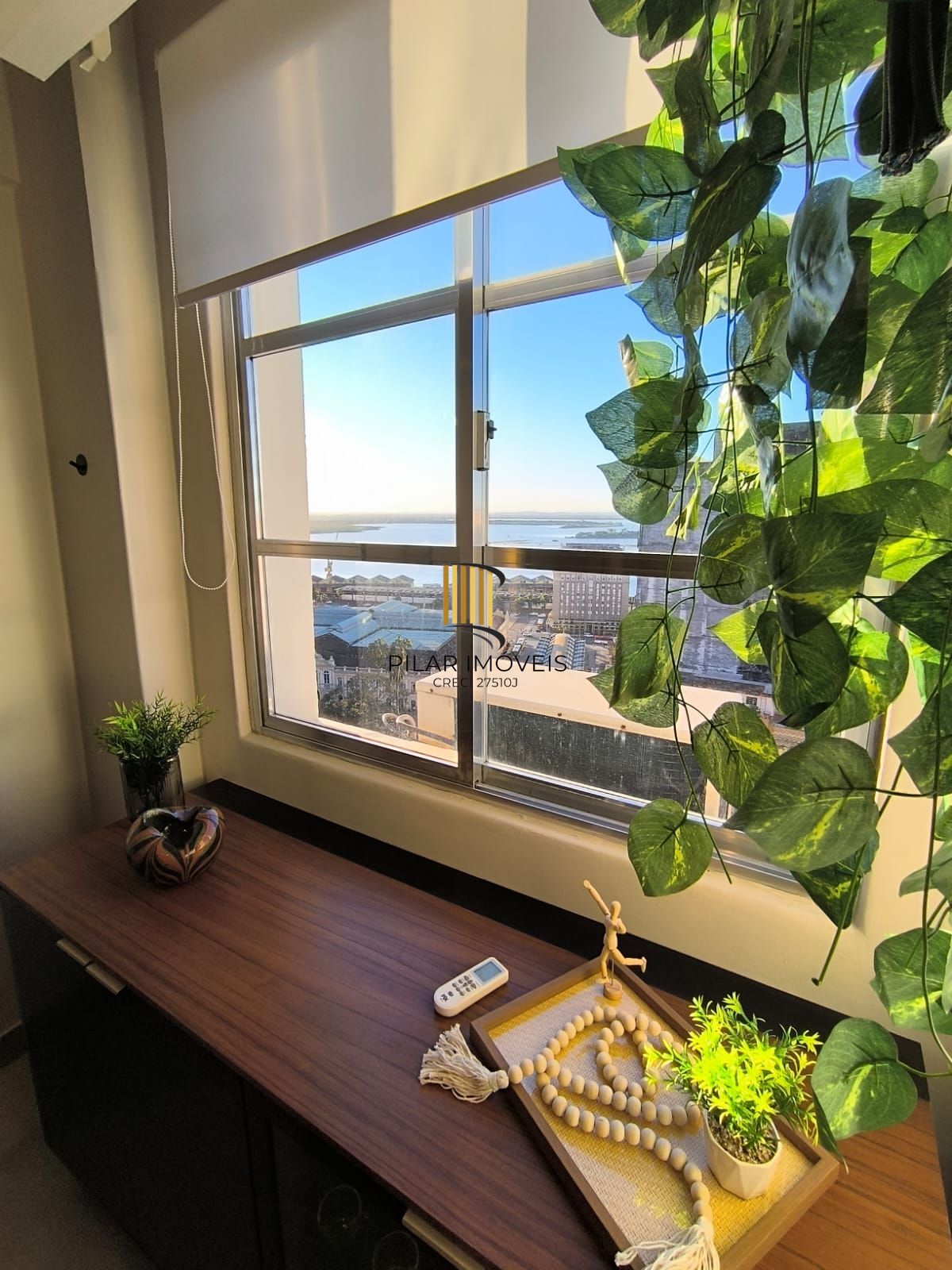 Sala Comercial com vista para o Guaíba