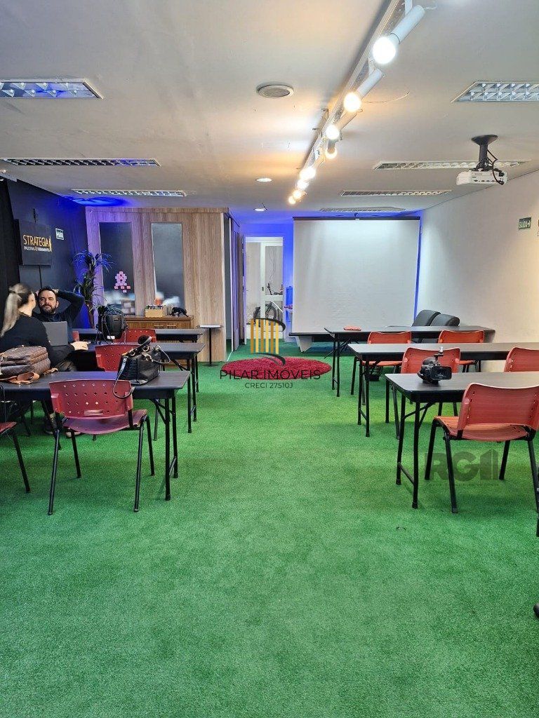 casa misto -7 salas - 325,12 m² - Menino Deus