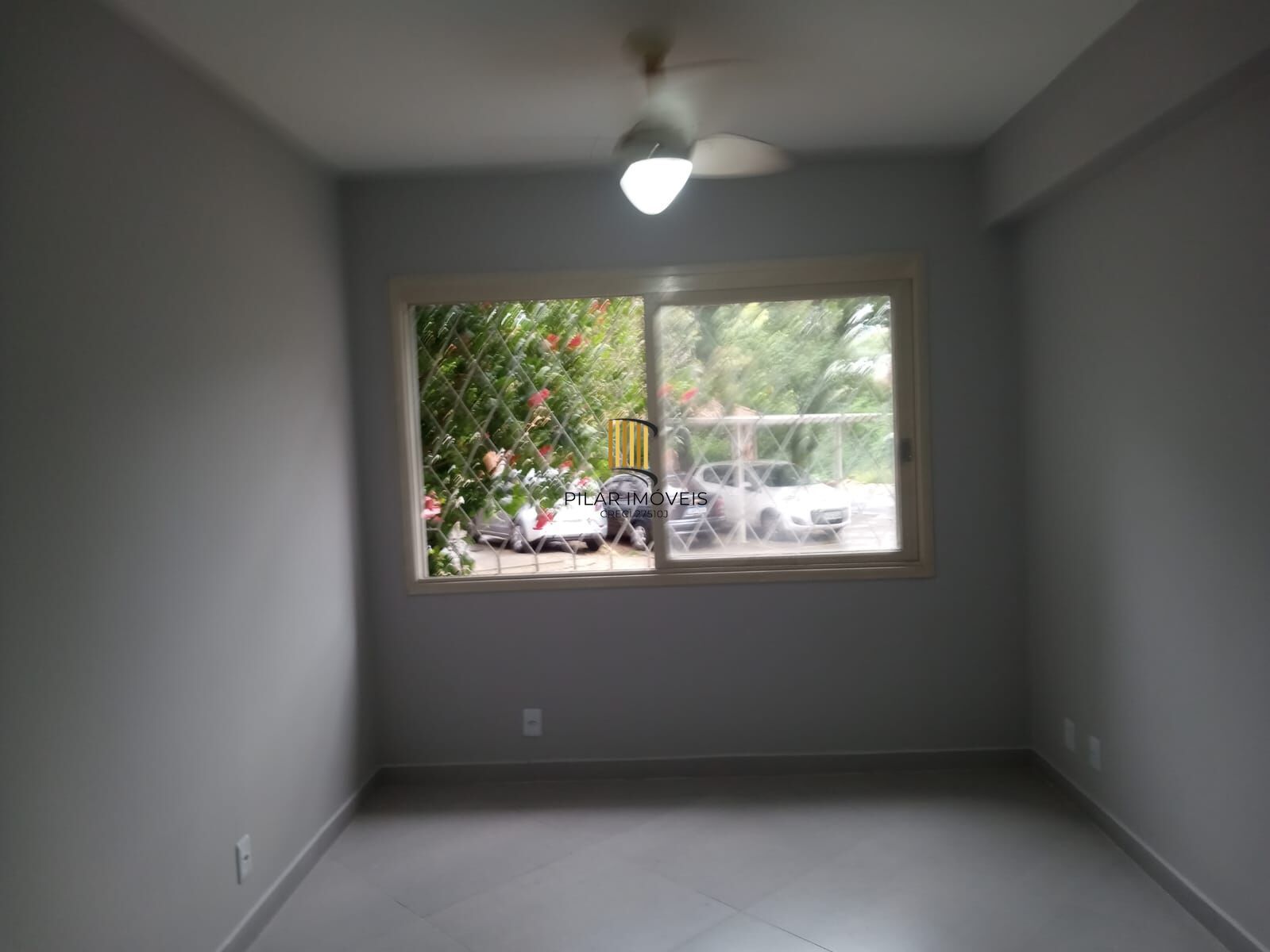 Apartamento dois dormitórios, reformado