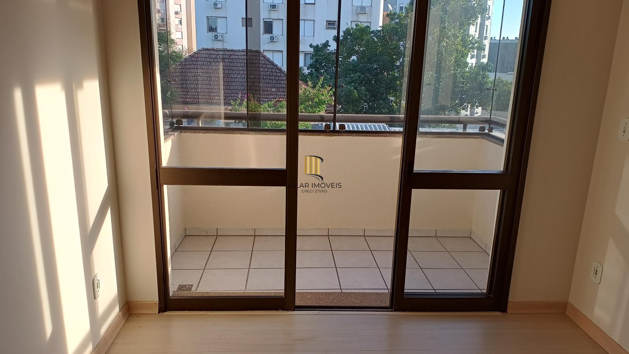 Apartamento 2 dormitórios 1 vaga no Bairro Menino Deus