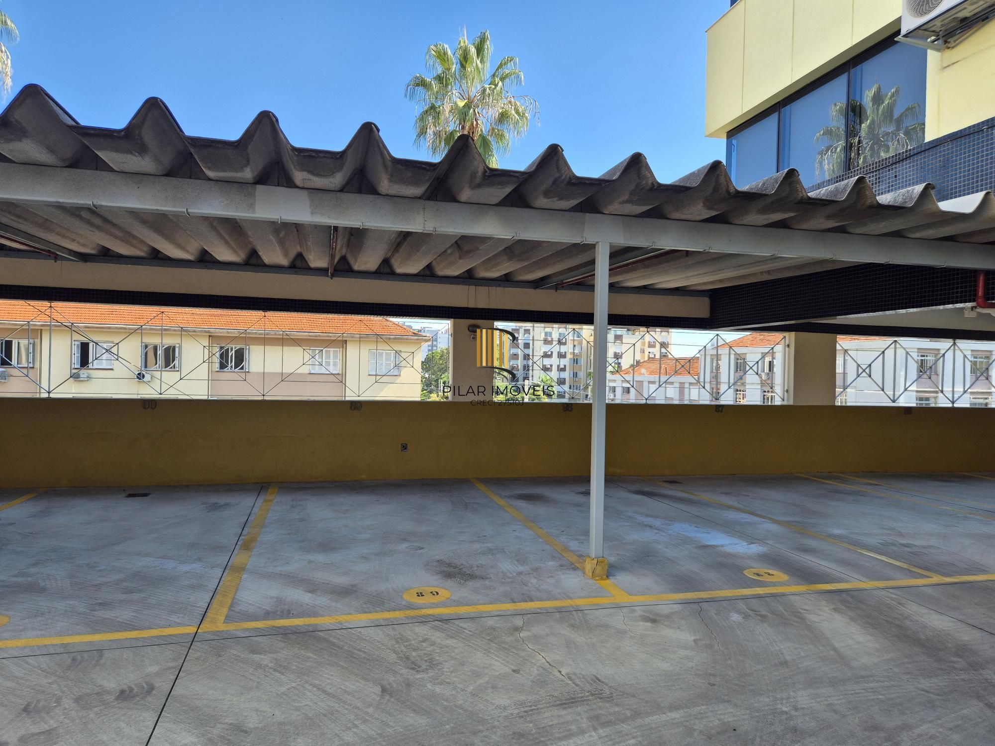 2 dormitórios com churrasqueira e vaga