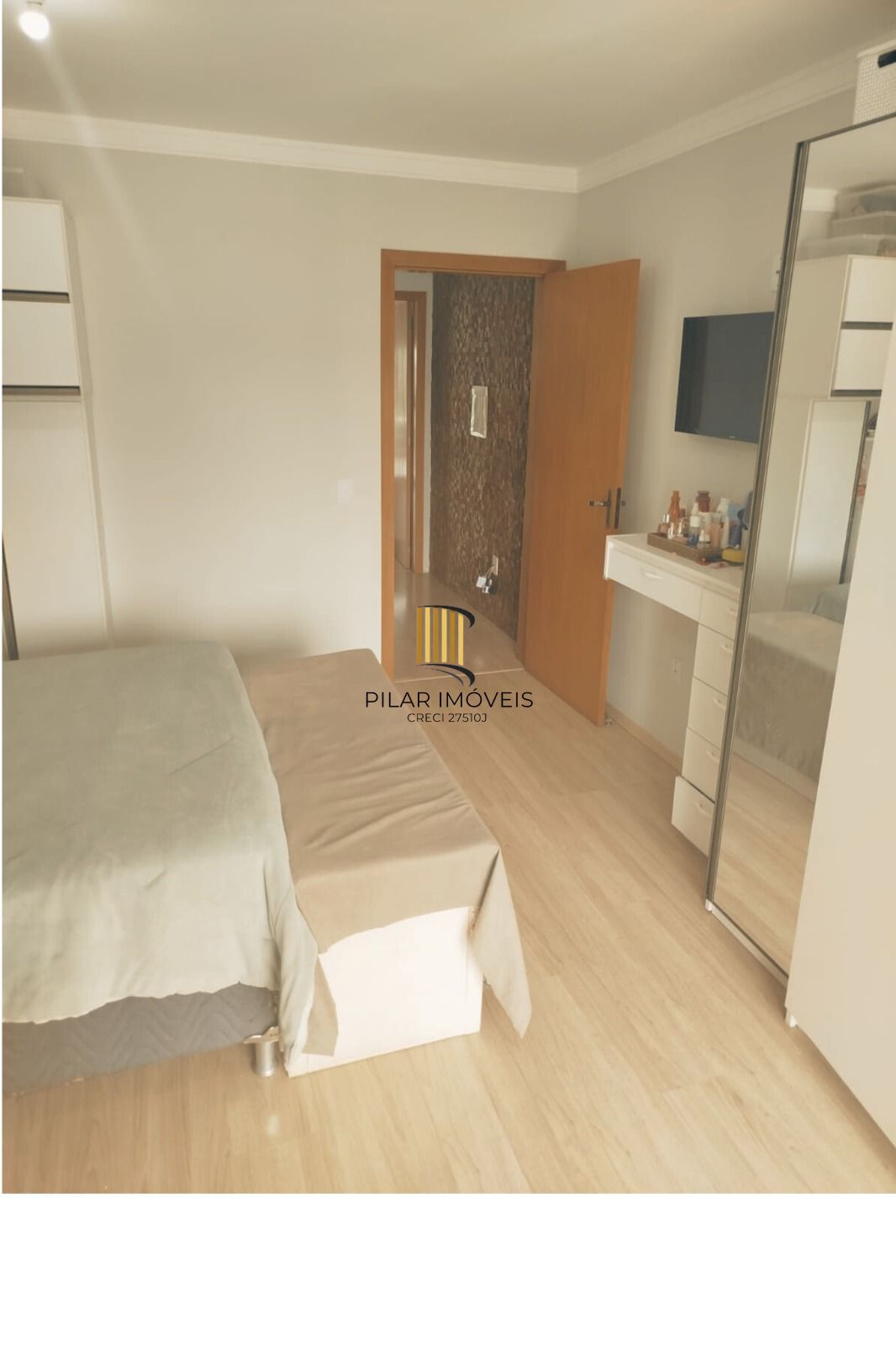 Sobrado à Venda – Conforto, Segurança e Vista Incrível para o Guaíba