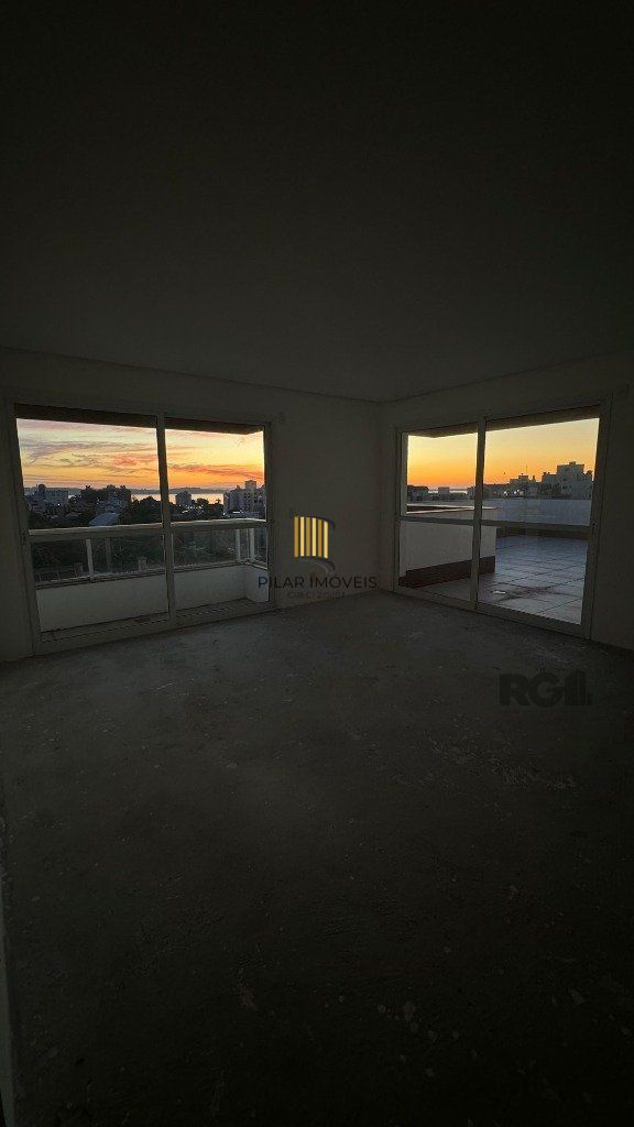 APARTAMENTO COBERTURA - 2 DORMS - 2 VAGAS - 166,21 m² - TRISTEZA