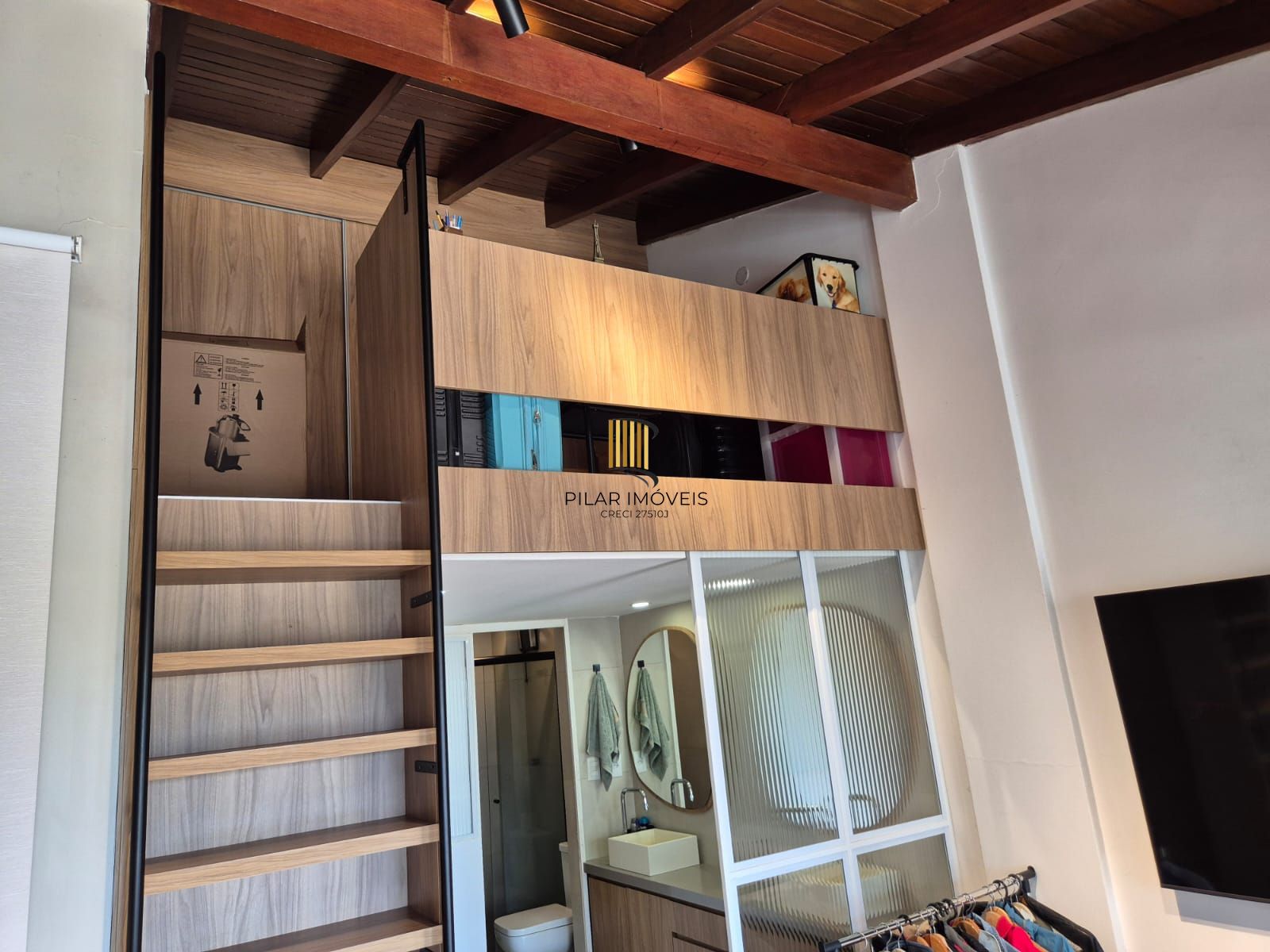 Cobertura reformada com churrasqueira