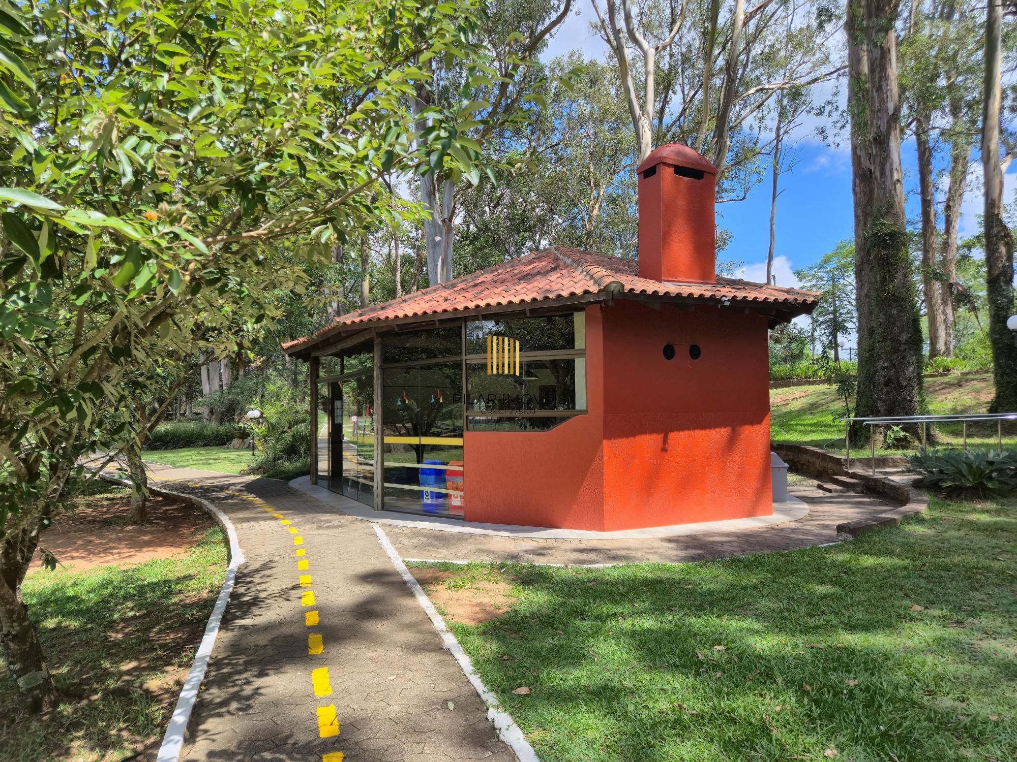 Casa no Condominio Condado de Castella