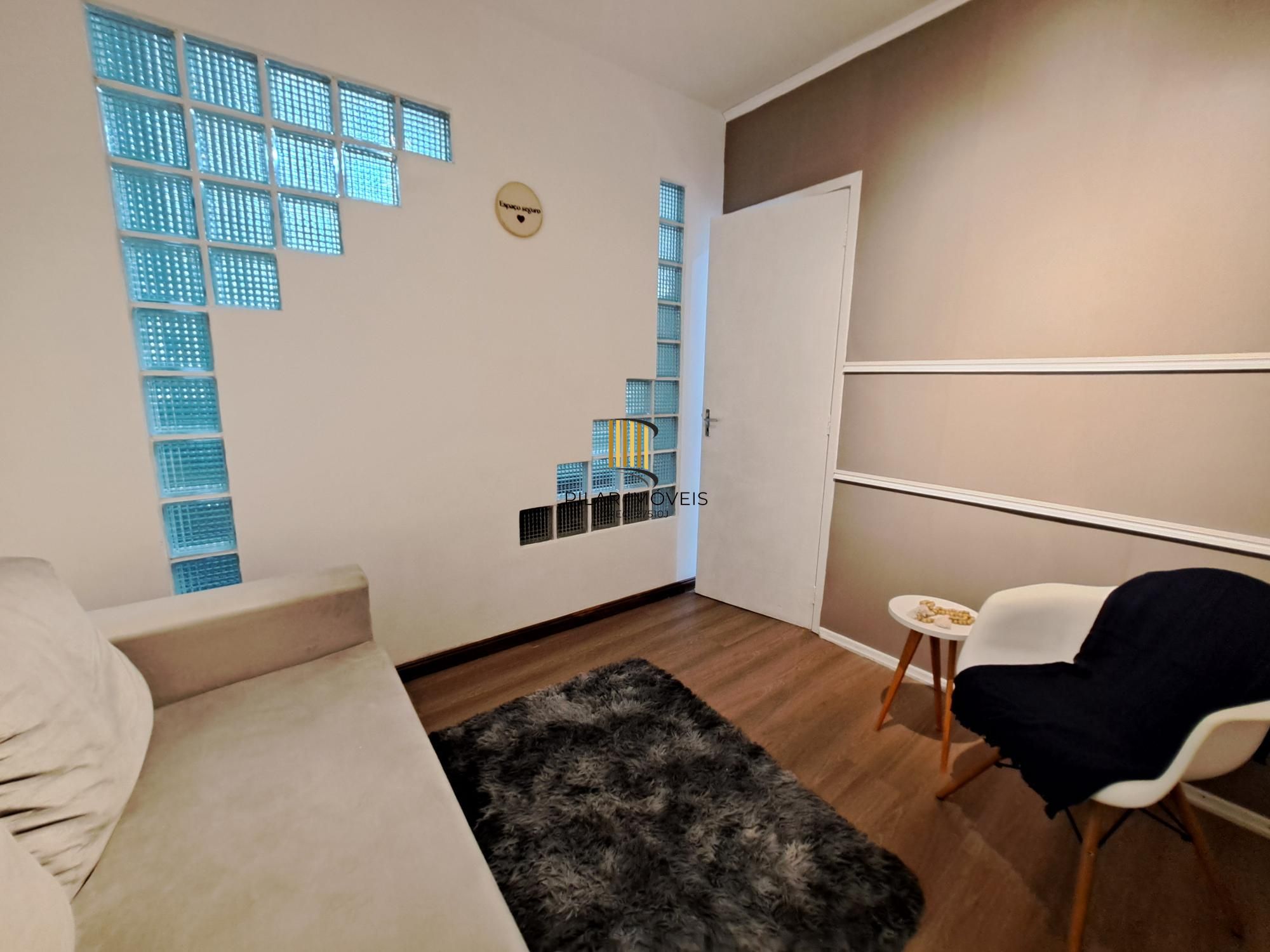 Sala/Loja montada para atendimento no Bom fim