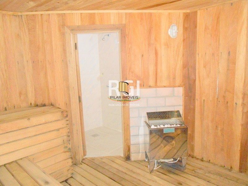 Casa para Venda - 430m², 3 dormitórios, sendo 1 suites, 2 vagas - Vila Nova