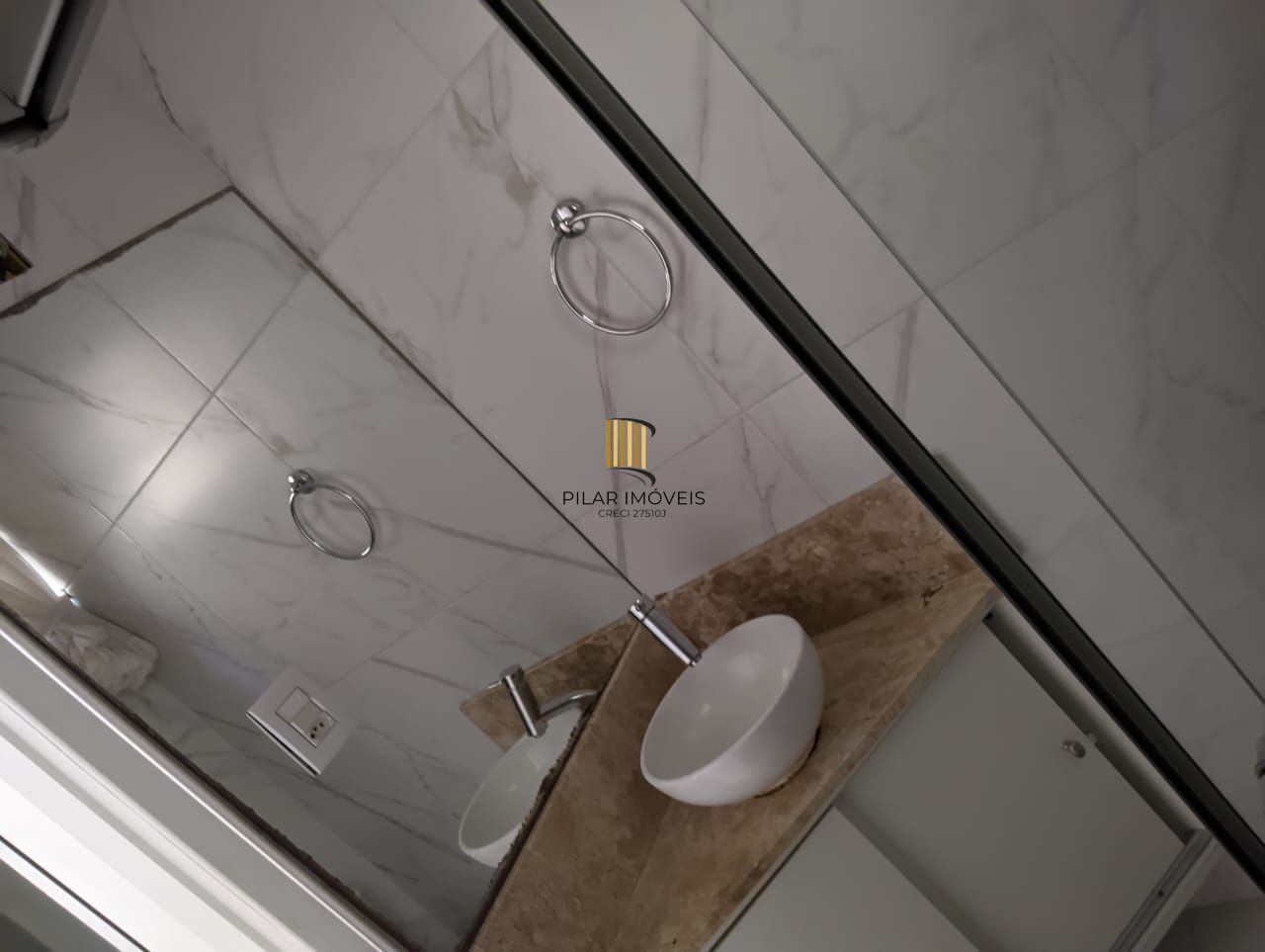 APARTAMENTO - 2 dormitórios - 58,00 m² - AZENHA