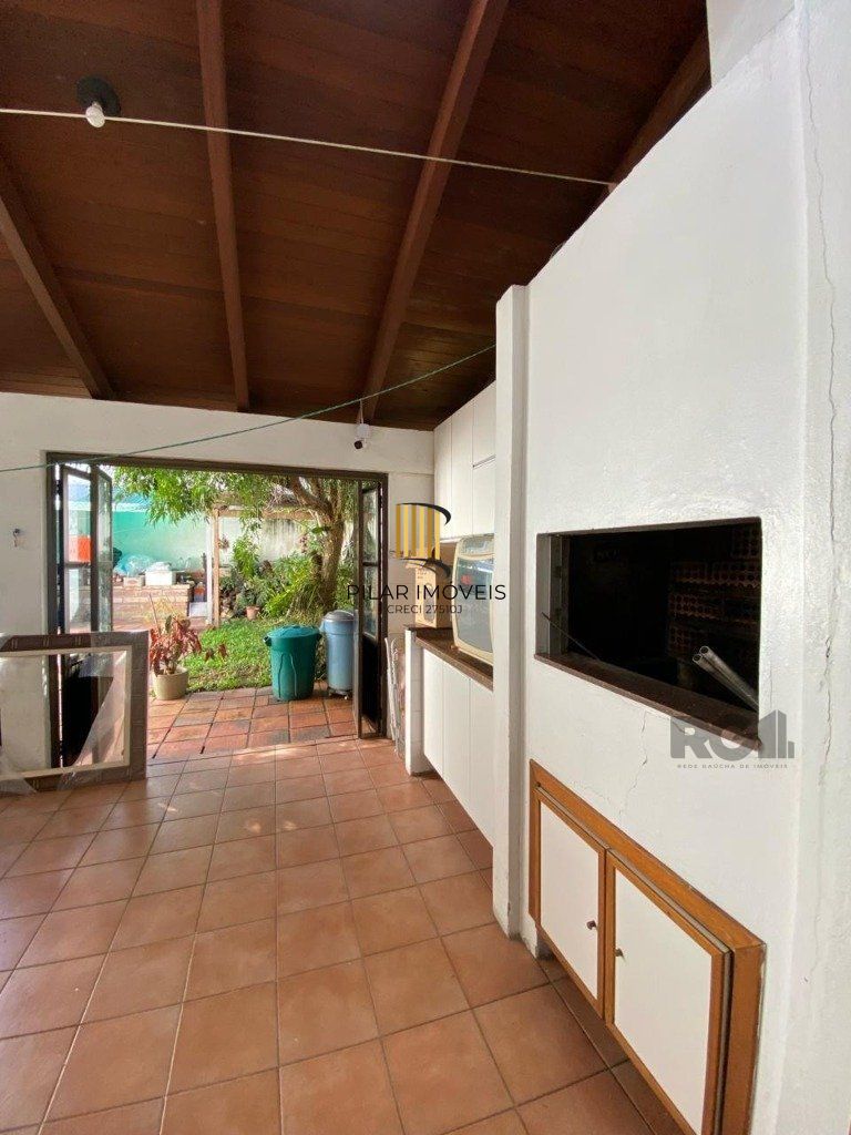 CASA - 4 dorms. -  3 vagas - 254,79 m² - SANTA TEREZA