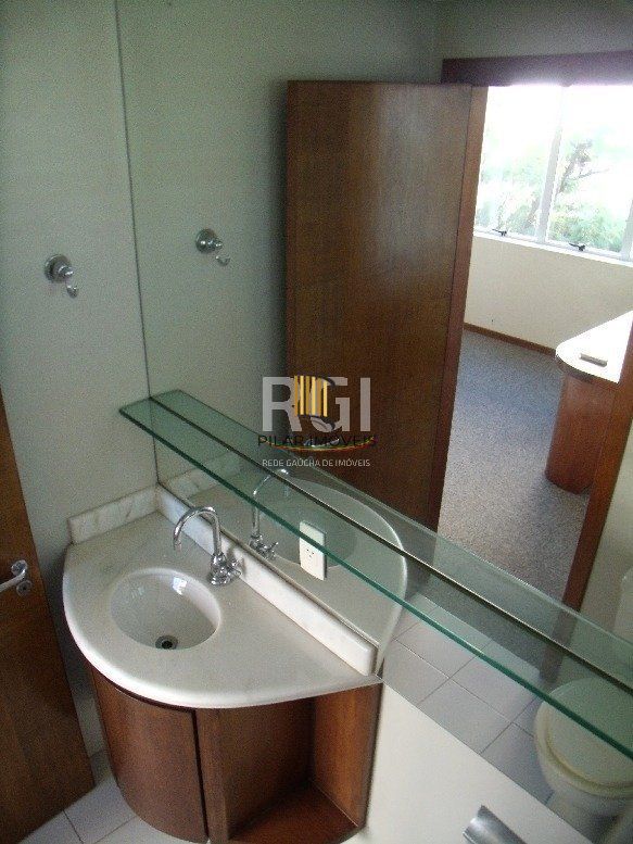 Conjunto/Sala para Venda - 122.66m², 0 dormitórios, 3 vagas - Menino Deus