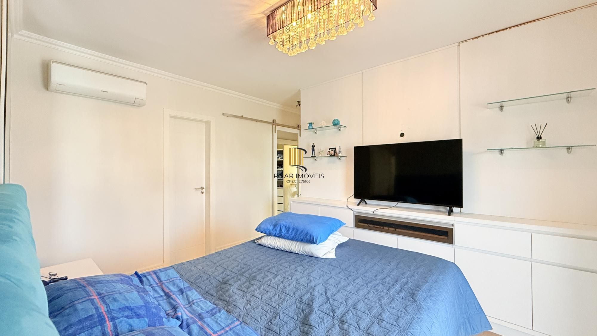 Excelente apartamento amplo com 2 dormitórios, 2 suítes mais dependência de empregada ou gabinete ou 3º dormitório