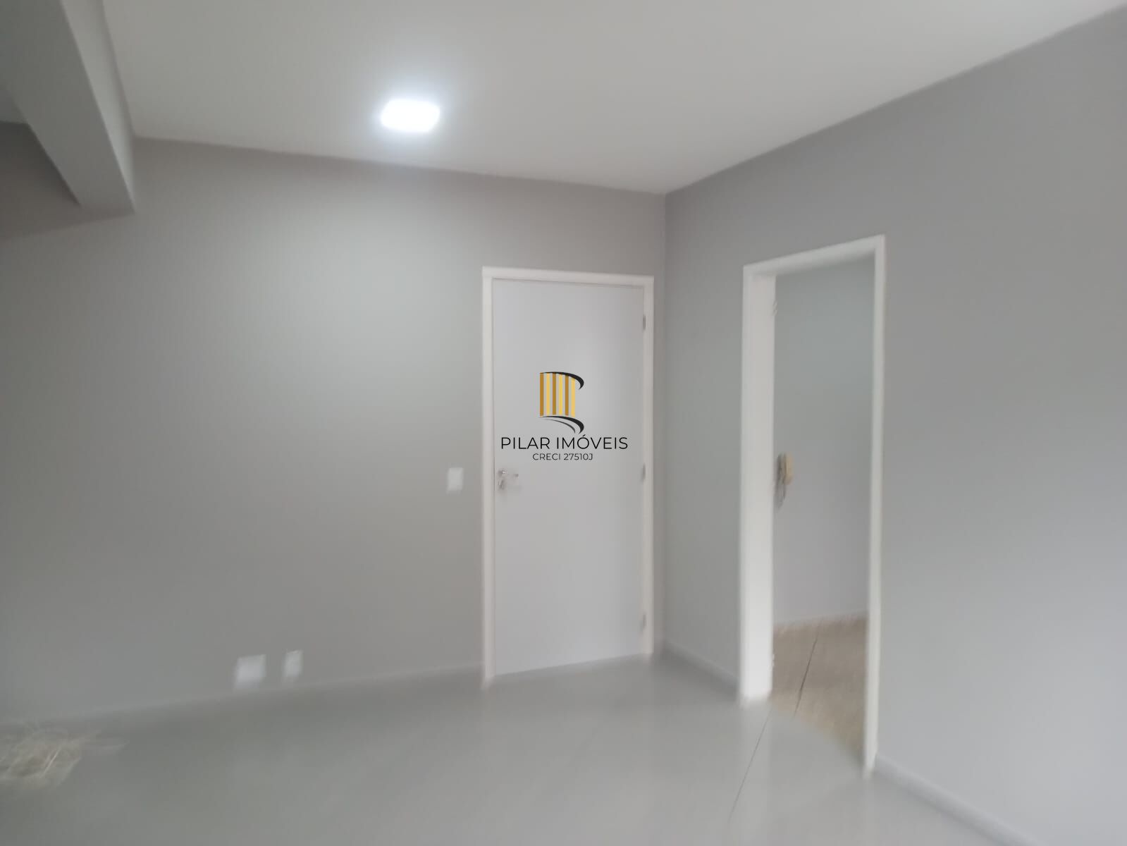 Apartamento dois dormitórios, reformado