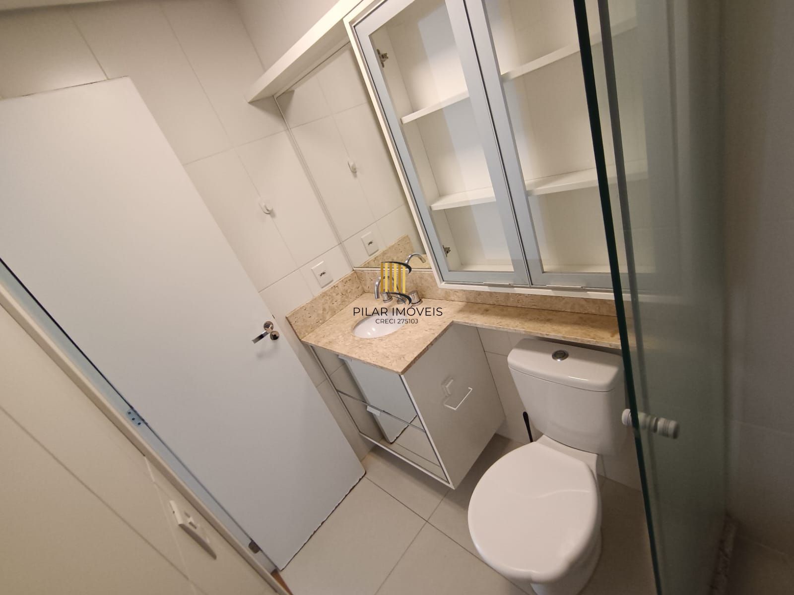 Apartamento 2 dormitórios 1 suíte e 1 vaga