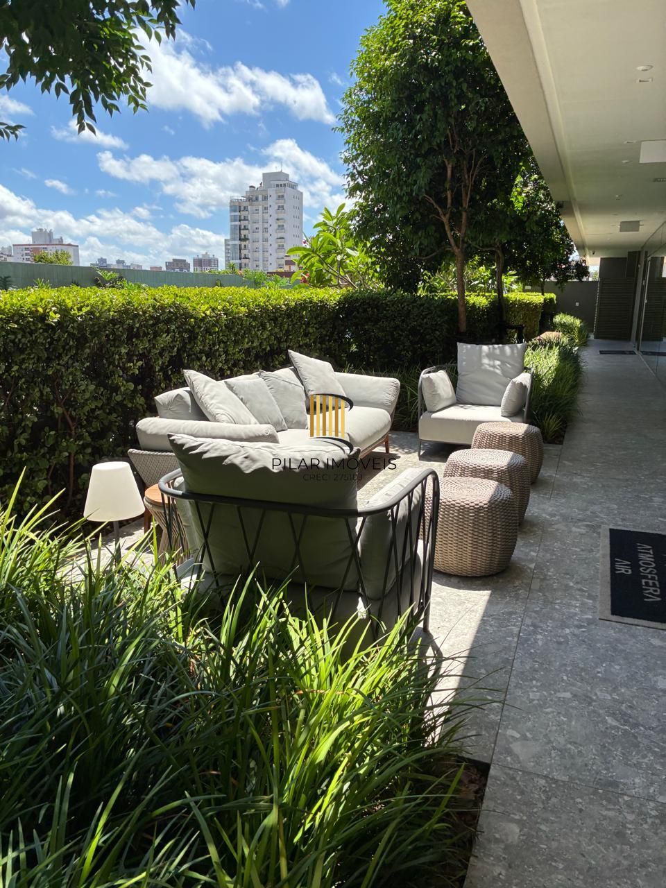 Lindo imóvel 2 dormitórios, 1 suíte, 64 m2, vaga de garagem no bairro Praia de Belas