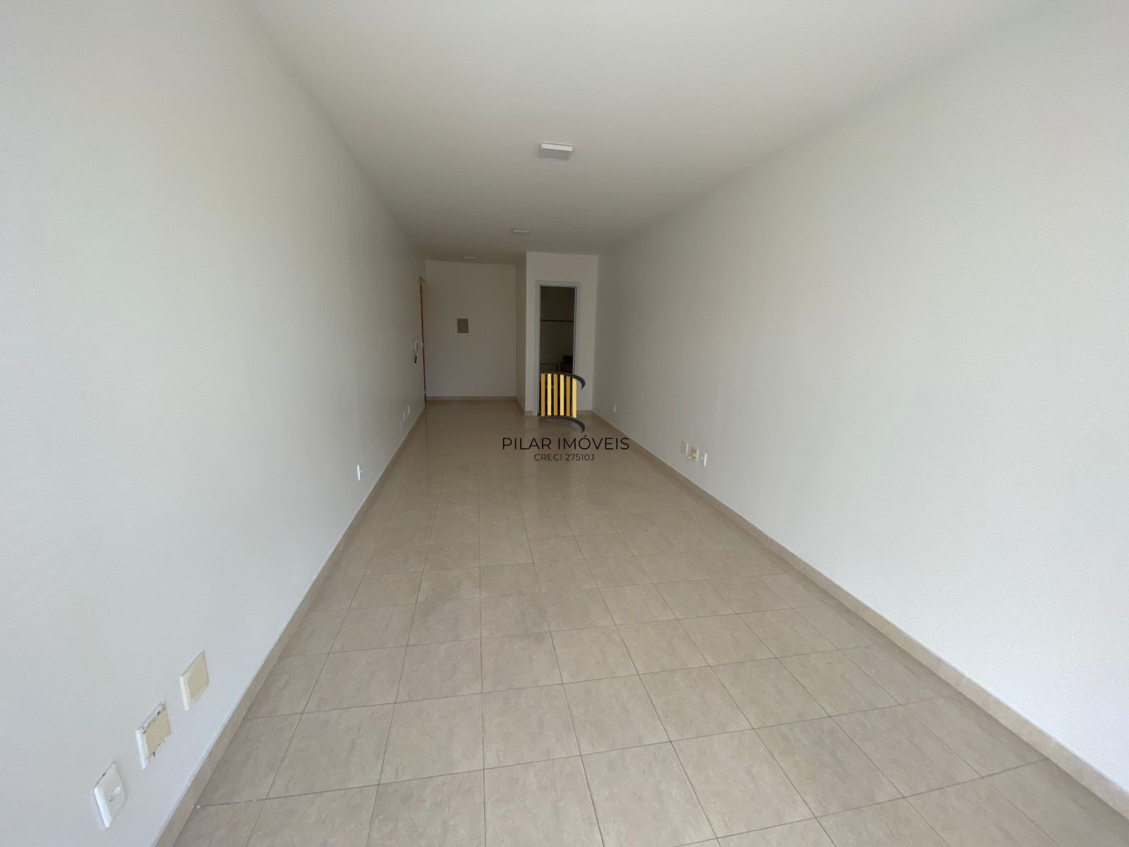 Sala comercial Menino Deus 30m² 1 vaga
