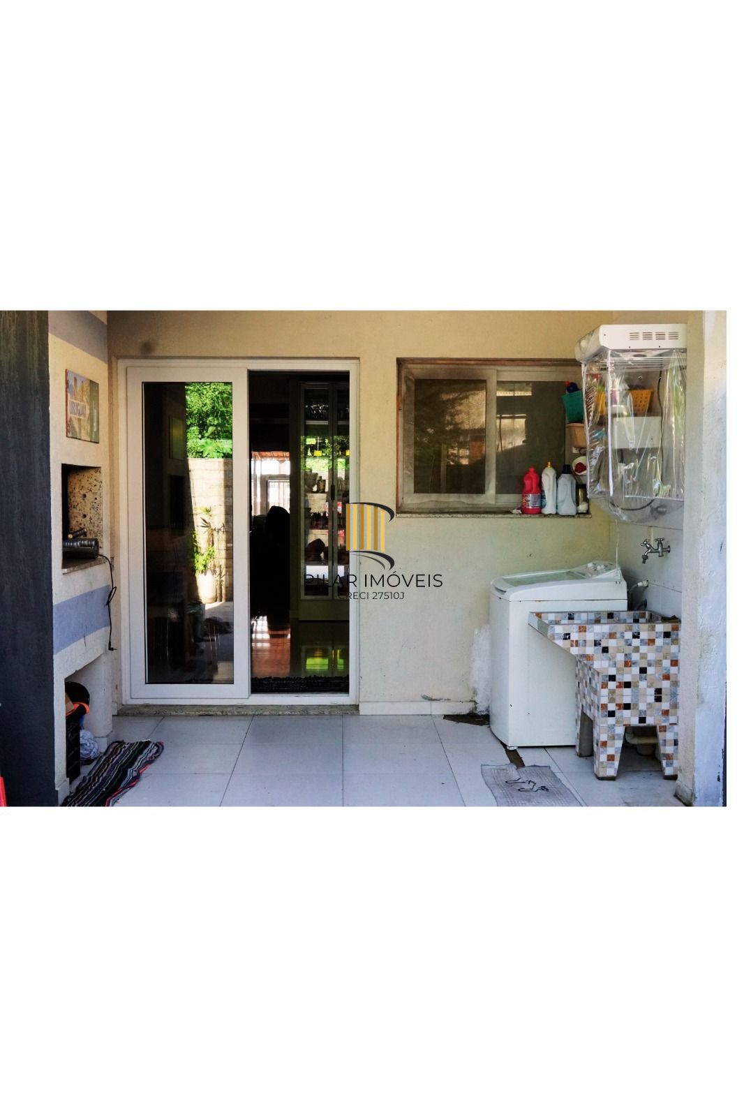 Sobrado à Venda – Conforto, Segurança e Vista Incrível para o Guaíba