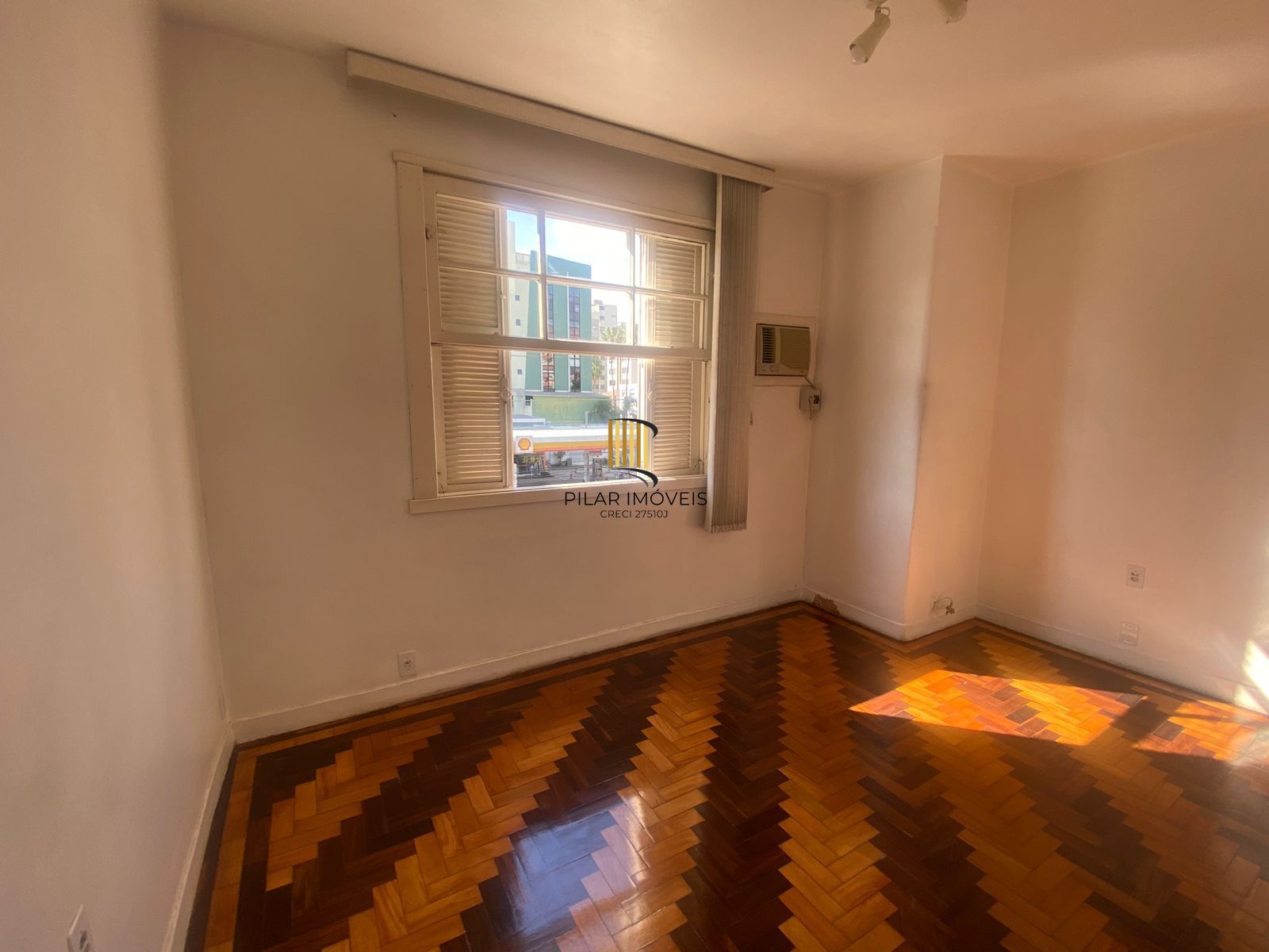Apartamento 3 dormitórios 2 banheiros e sacada Menino Deus