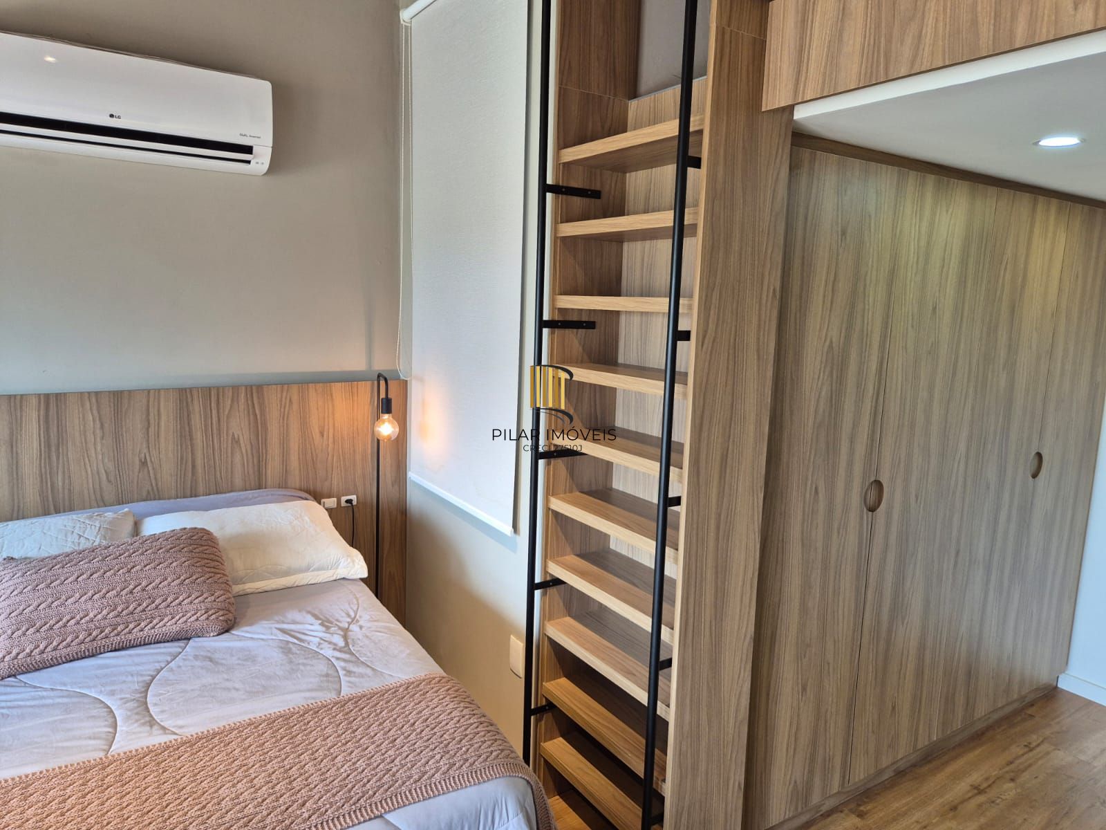 Cobertura reformada com churrasqueira