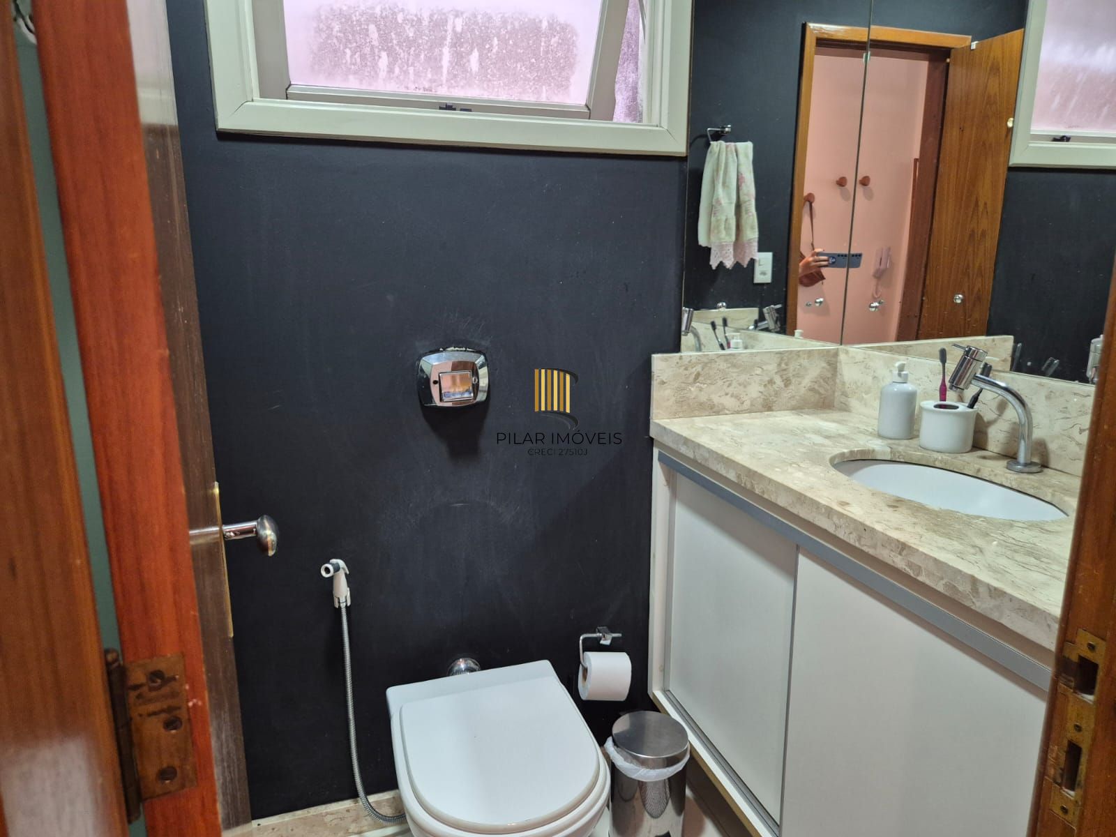 Cobertura reformada com churrasqueira