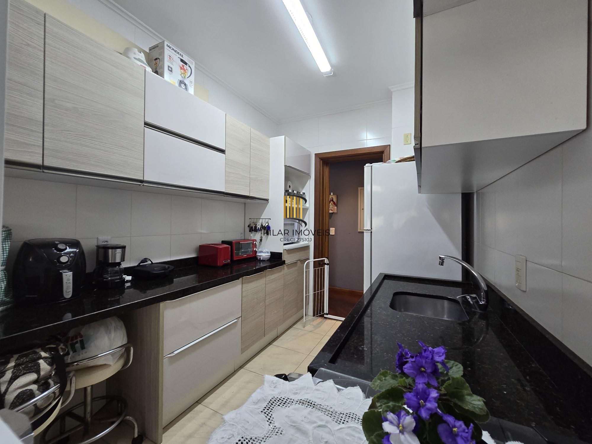 Apartamento 3 dormitórios no bairro Azenha