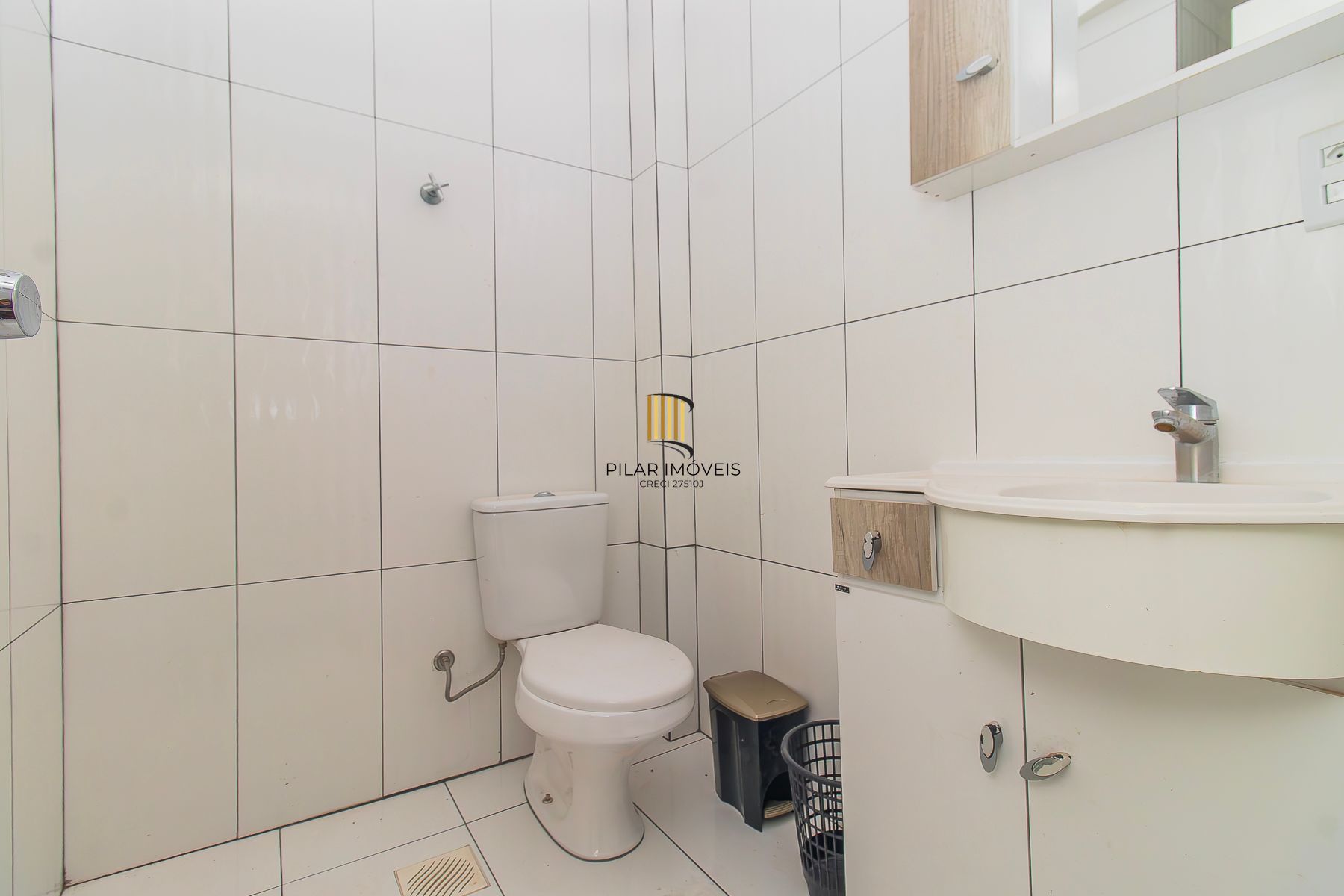 Apartamento para Venda - 92.44m², 3 dormitórios, sendo 1 suites, 1 vaga - Menino Deus