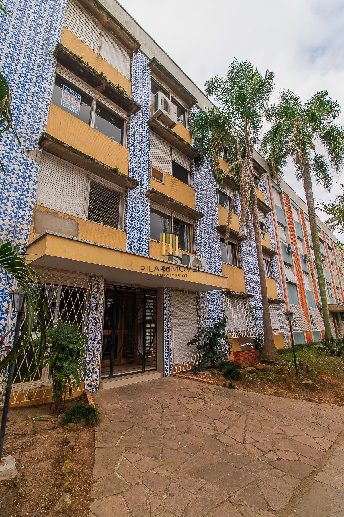 Apartamento para Venda - 92.44m², 3 dormitórios, sendo 1 suites, 1 vaga - Menino Deus
