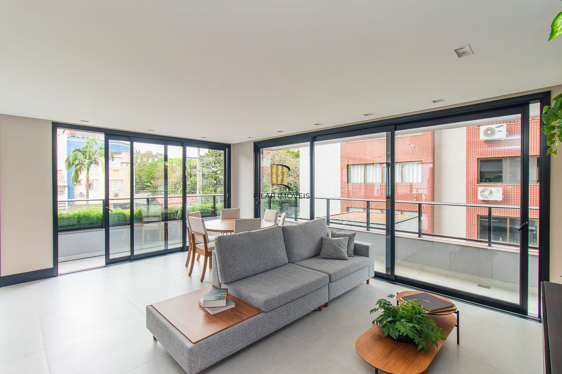 APARTAMENTO 3 dorm (1 suíte) 1 vaga dupla - 102,73m² - MENINO DEUS