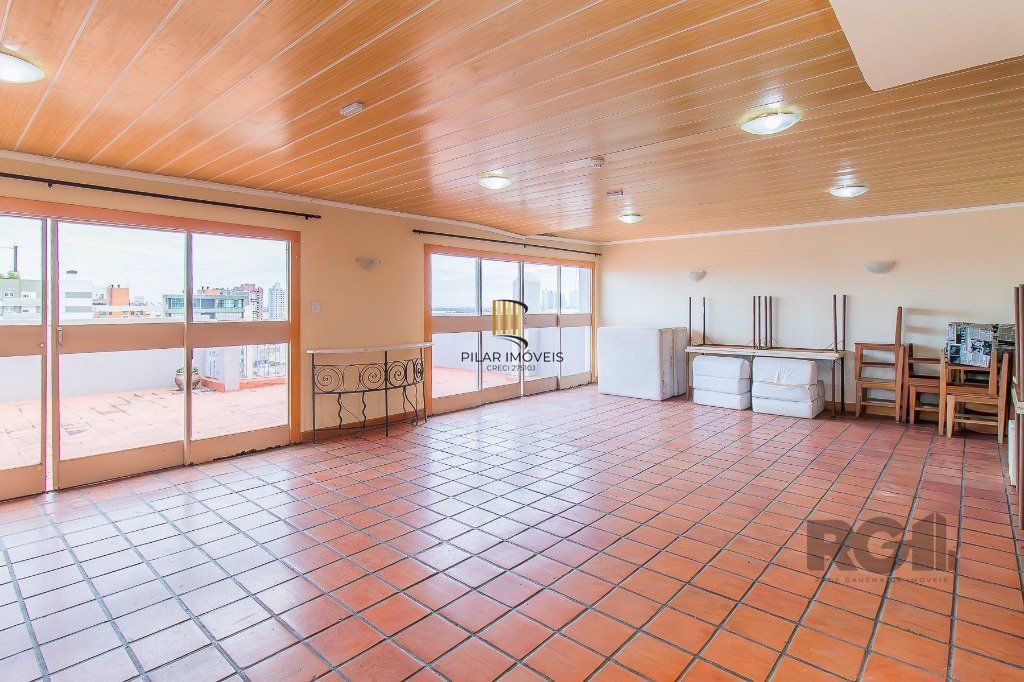 3 dormitórios em 103m² no miolo do Menino Deus