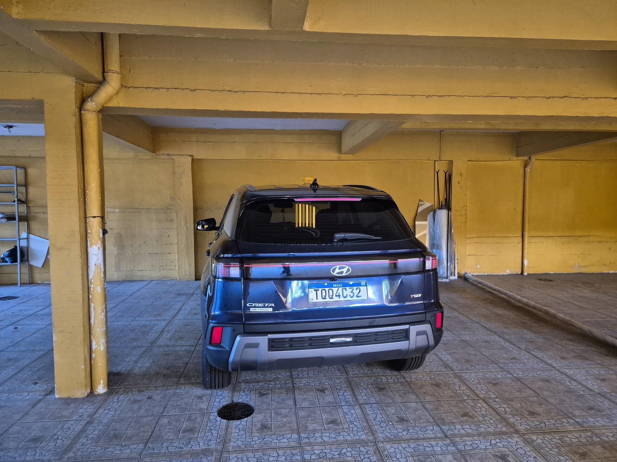 Cobertura com lareira, churrasqueira e 2 vagas