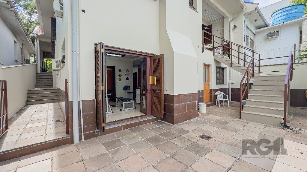 Casa com 3 Quartos e 2 vagas à venda, 344 m² por R$ 2.800.000,00