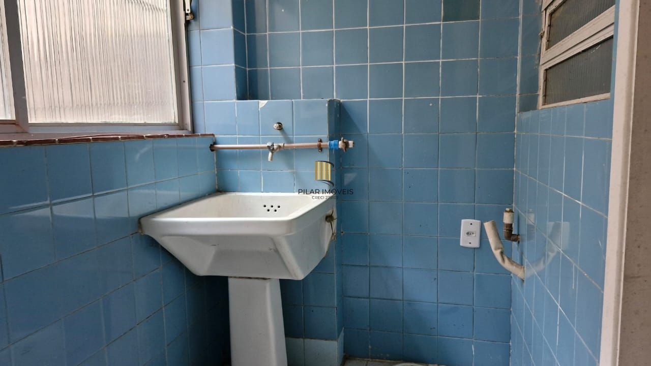Apartamento com 74 m² ao lado da praça da encol