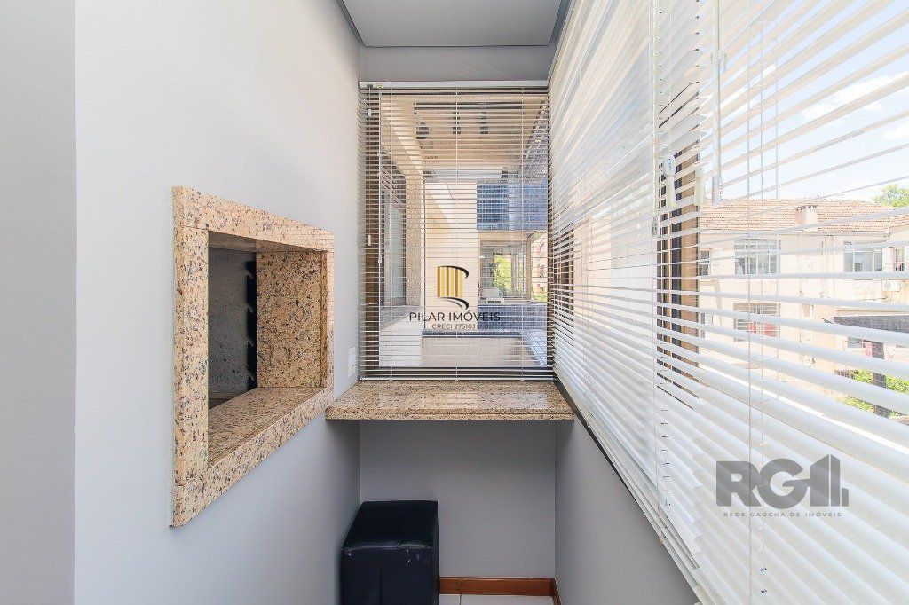 Apartamento 2 dormitórios, com suíte e churrasqueira